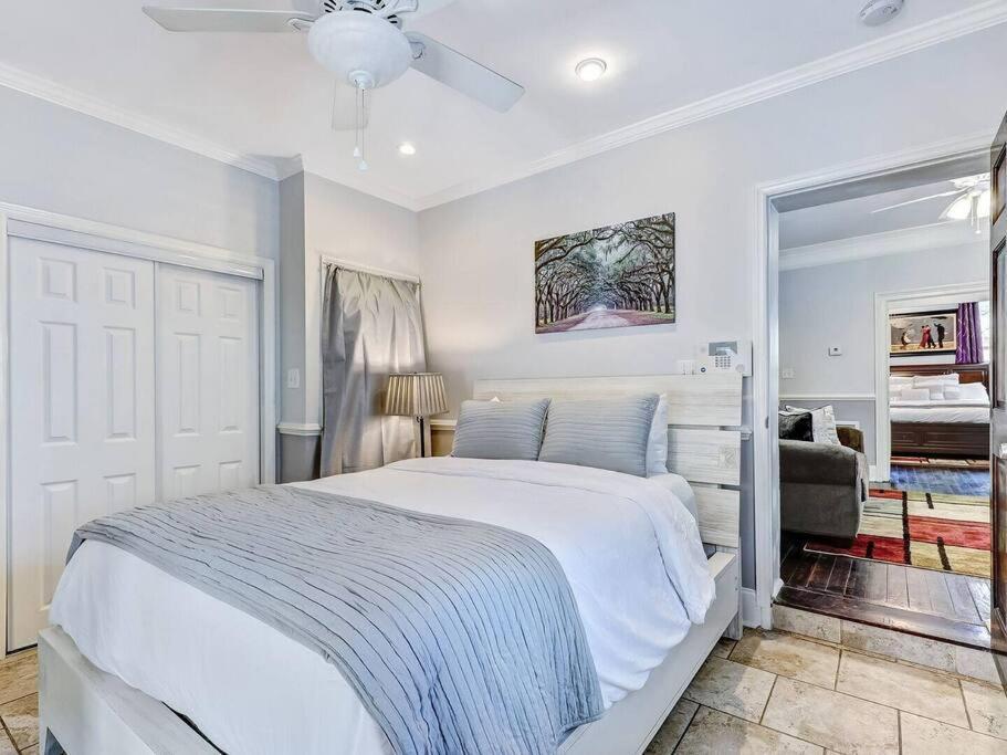 Historic Savannah Gold Private Condo With Pool - 2Bed, 1&Half Bath, Sleeps 6, 1St Floor, 15 Min Walk To Historic Savannah Center And All Attractions מראה חיצוני תמונה