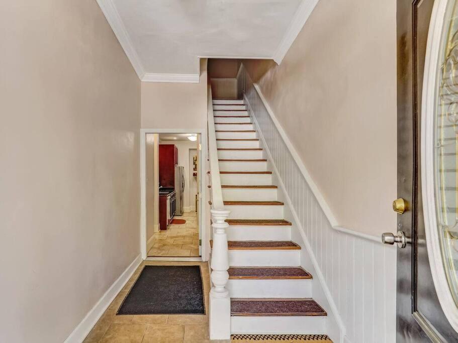 Historic Savannah Gold Private Condo With Pool - 2Bed, 1&Half Bath, Sleeps 6, 1St Floor, 15 Min Walk To Historic Savannah Center And All Attractions מראה חיצוני תמונה